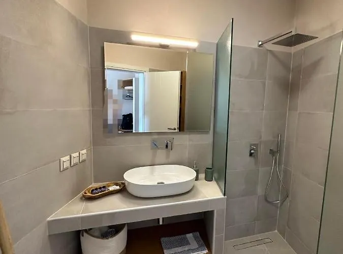 Lemonia 3 Lejlighedshotel