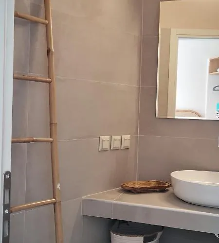 Lemonia 3 Platis Gialos (Sifnos)